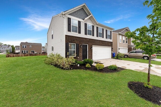 Building Photo - 7430 Sugarbark Dr