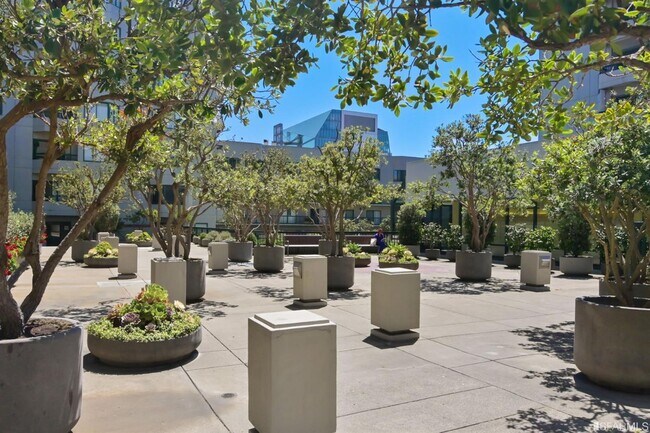 Building Photo - 601 Van Ness Ave