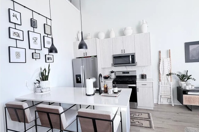 Building Photo - 4890 Zuni St