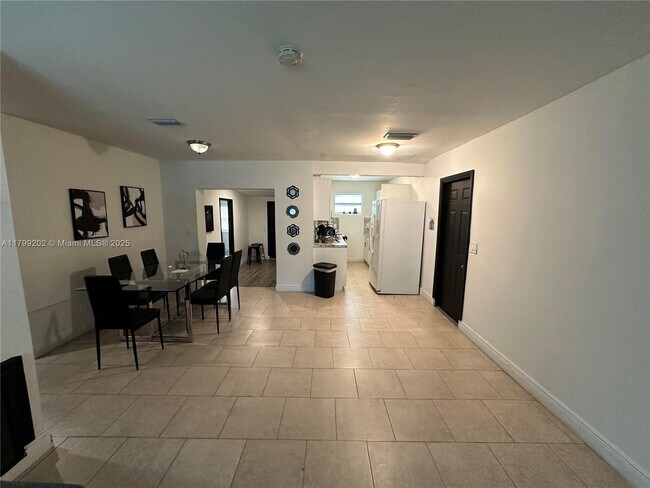 Building Photo - 20600 SW 118th Pl