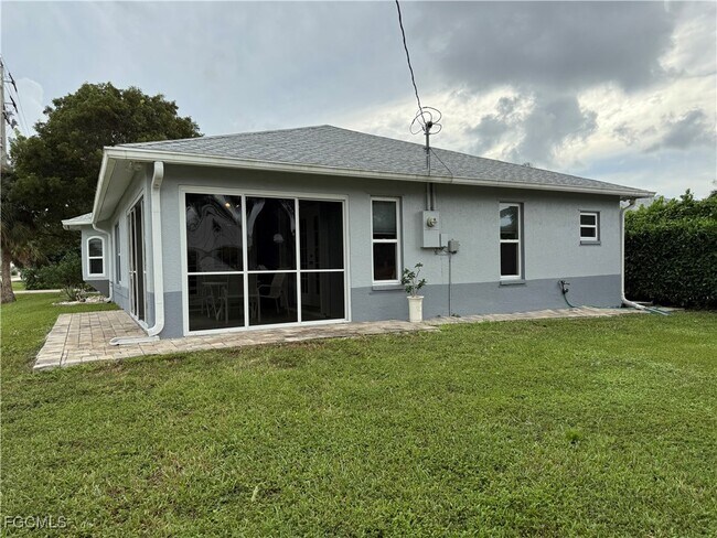 Building Photo - 799 94th Ave N