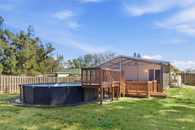 Building Photo - 5320 Moeller Ave