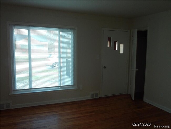 Building Photo - 12756 Prospect Ave