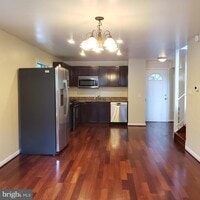 Building Photo - 2310 Veirs Mill Rd