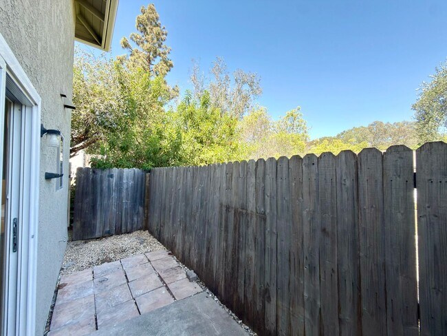 Building Photo - 2140 Via Camino Verde