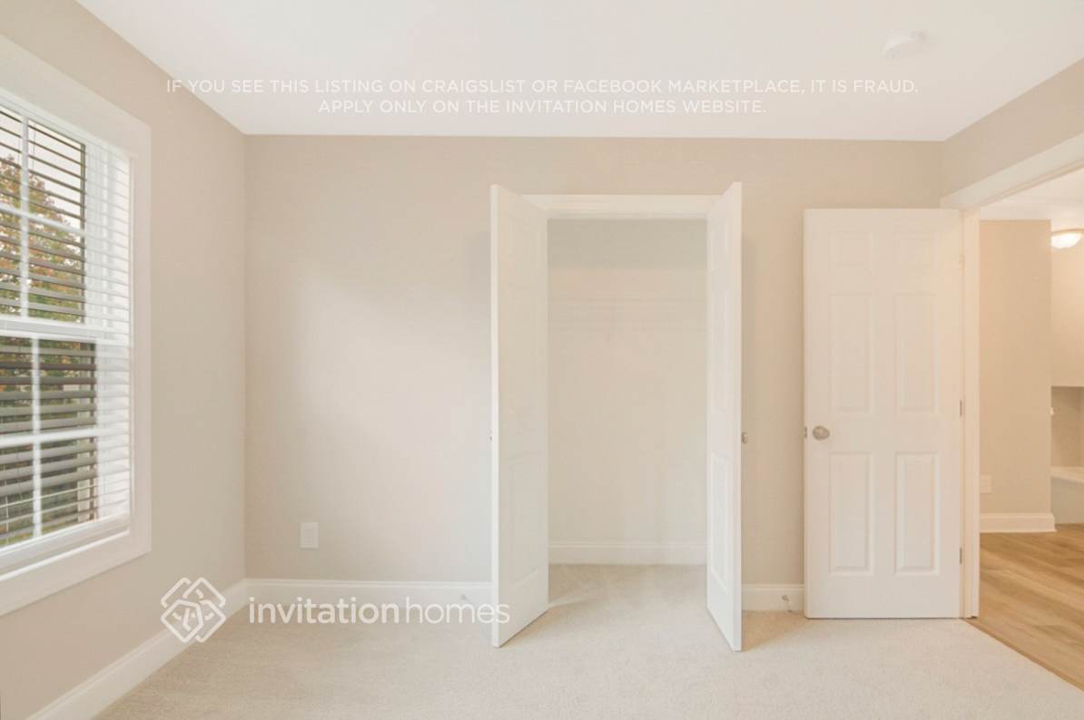 Building Photo - 460 Texanna Way
