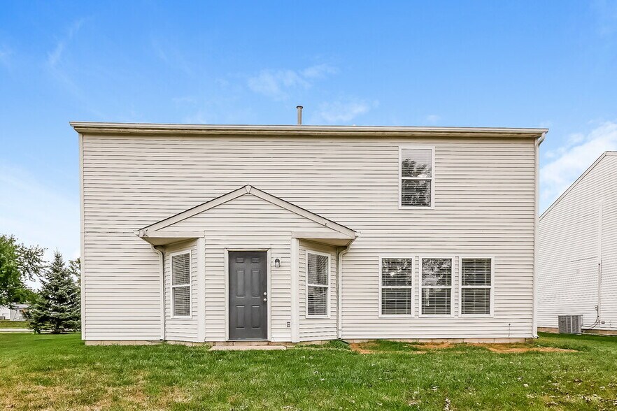 Building Photo - 6058 Amber Valley Ln