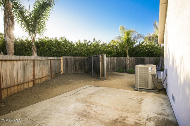 Building Photo - 961 Riopelle Ct