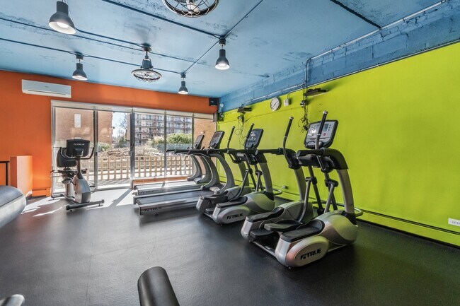 Full access Gym right down stairs - 4800 Hale Pky