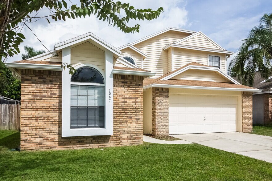 Building Photo - 1067 Manigan Ave