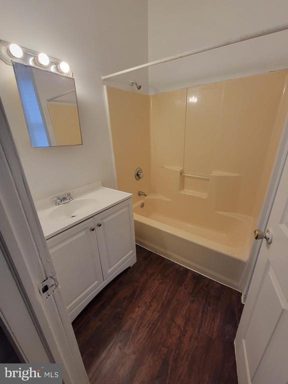 Building Photo - 251 S 51st St