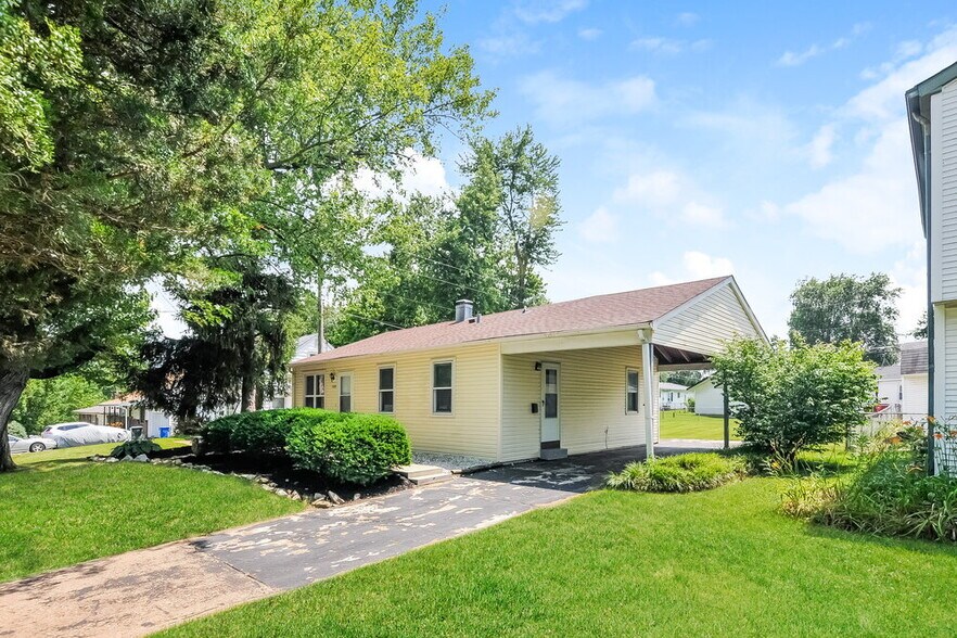Building Photo - 2310 Mullanphy Ln