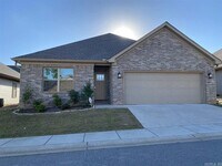 Building Photo - 3428 Garden Club Dr