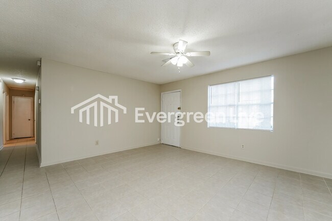 Building Photo - 5355 Bleckley Ct