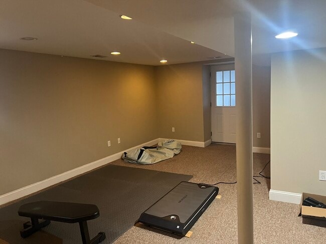 Building Photo - 810 Washington St