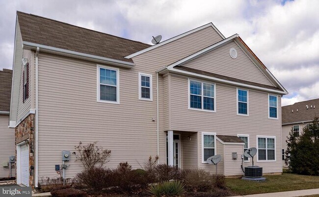 Building Photo - 101 Haddon Ct