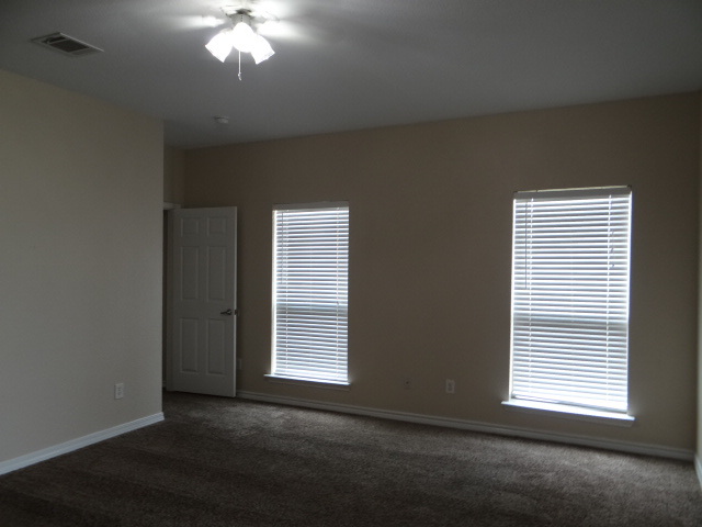 Building Photo - 26222 Avoyelles Ave