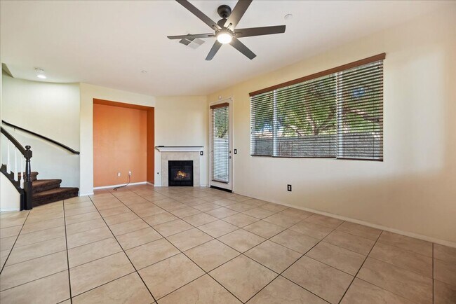 Building Photo - Comfort, Convenience & Community Amenities