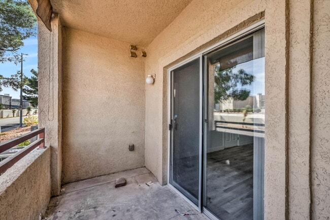 Building Photo - 520 Arrowhead Trail