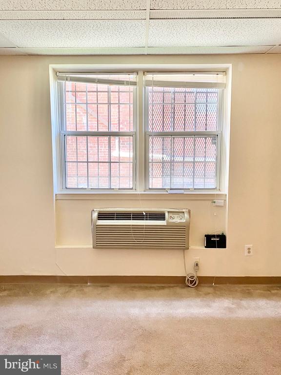 Building Photo - 3030 Wisconsin Ave NW