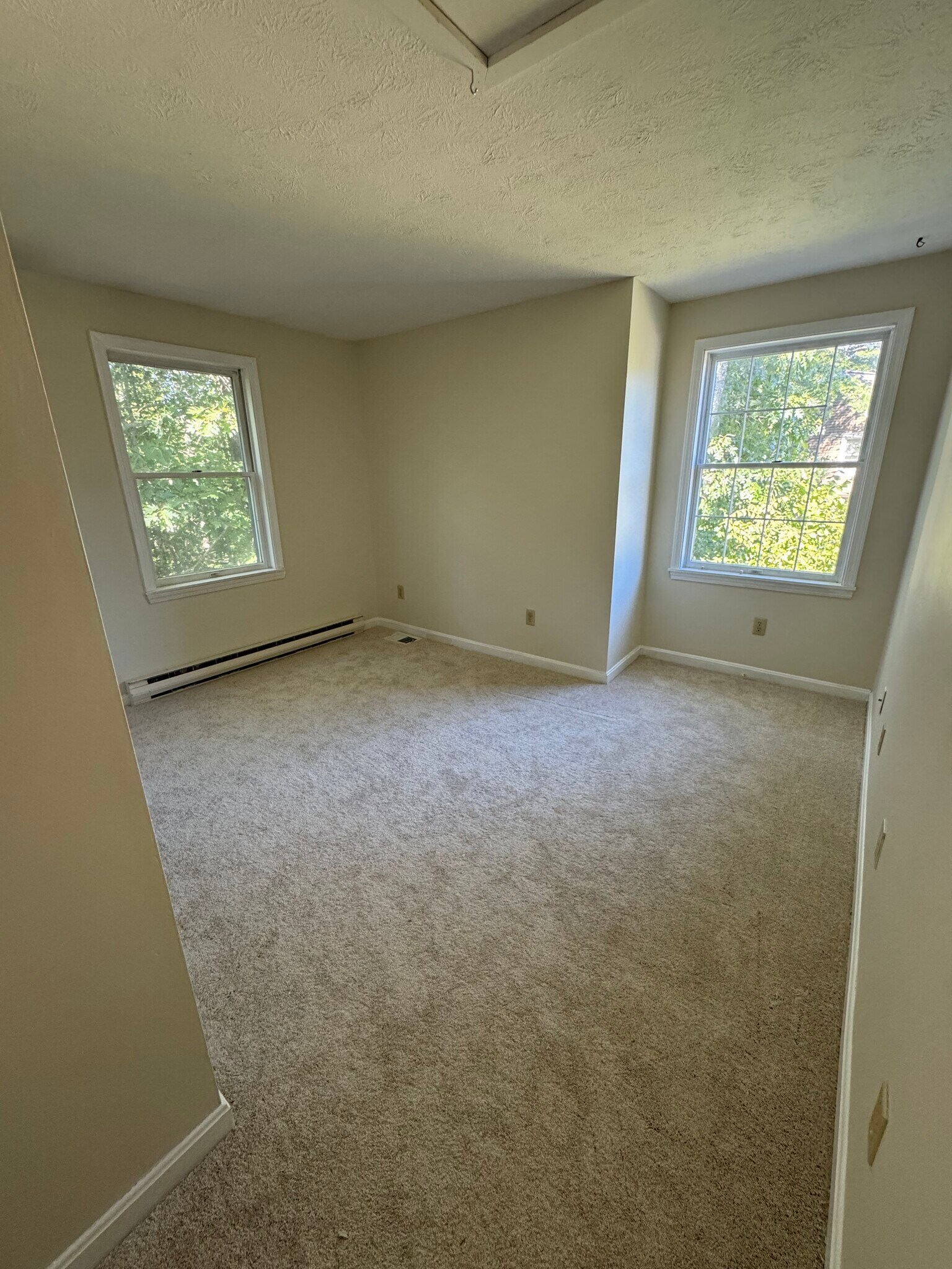 Upstairs BR 1 - 109B County Rd