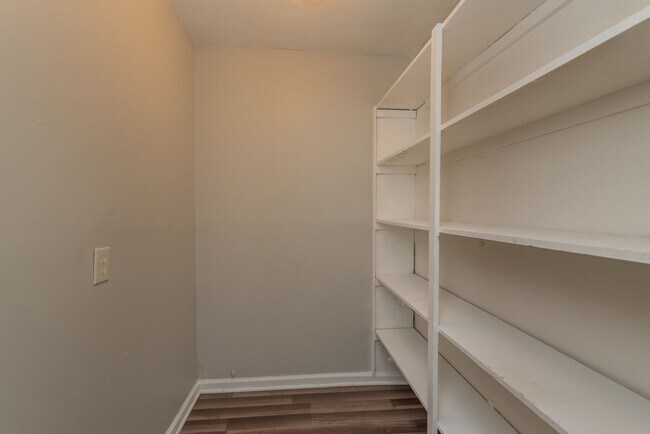 Building Photo - Updated 2 Bed / 1 Bath Home for Rent in Augusta – $1,000/month!