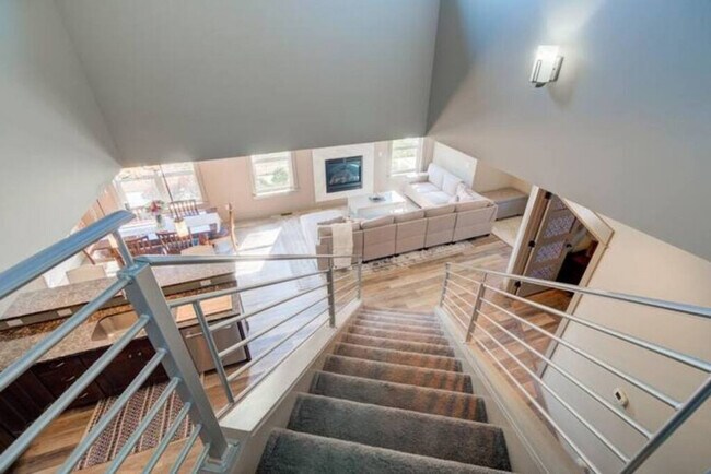 Building Photo - 2338 Gallatin Green Blvd