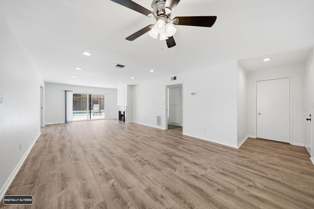 Building Photo - 12400 Montecito Rd