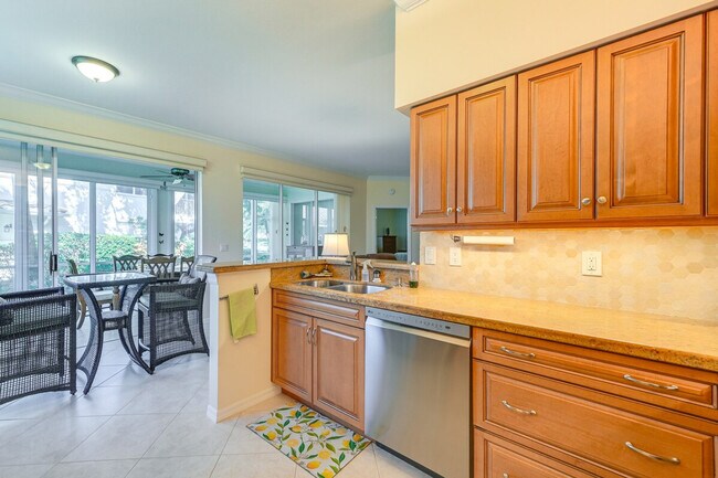 Building Photo - 25031 Banbridge Ct