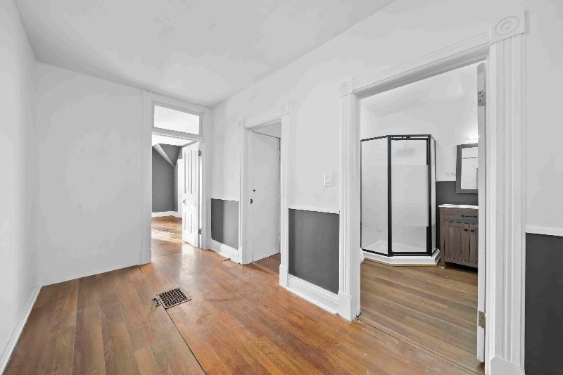 Building Photo - 153 1/2 N Main St