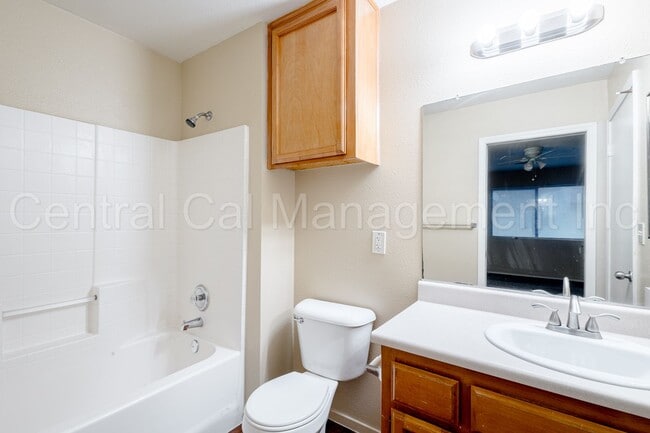 Building Photo - 8502 Laborough Dr