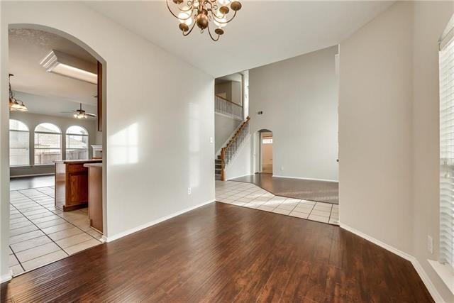 Building Photo - 409 Knoll Park Ct