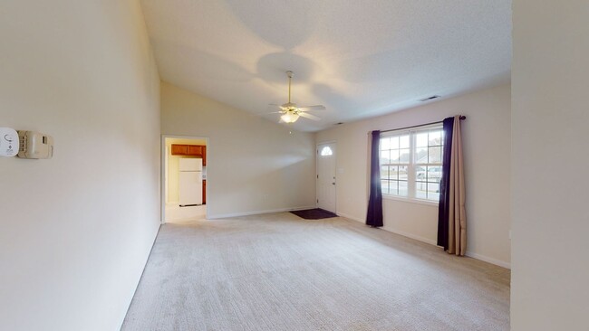 Building Photo - 504 Sumrell Way