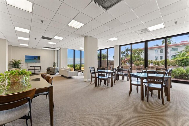 Building Photo - 2413 Bayshore Blvd