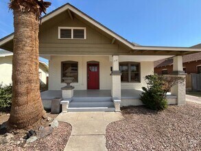 Building Photo - Historic, Charming Home in Coronado Distri...