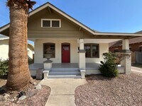 Building Photo - Historic, Charming Home in Coronado Distri...