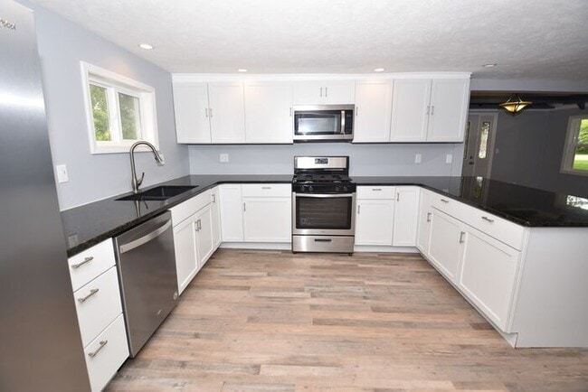 Building Photo - 3 bedroom in Granger in PHM school district