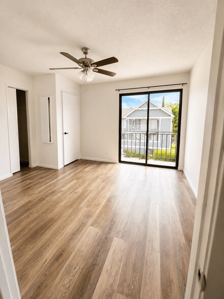 Building Photo - 7340 Haskell Avenue