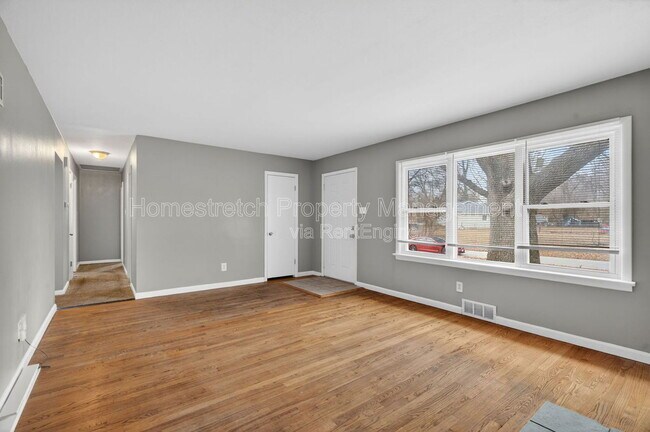 Building Photo - 12070 Garden Ln