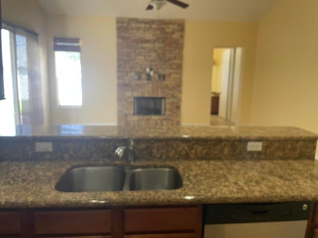 Building Photo - 3073 SW Savona Blvd