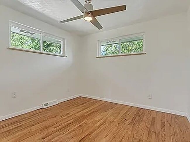 Building Photo - 3697 Depew St