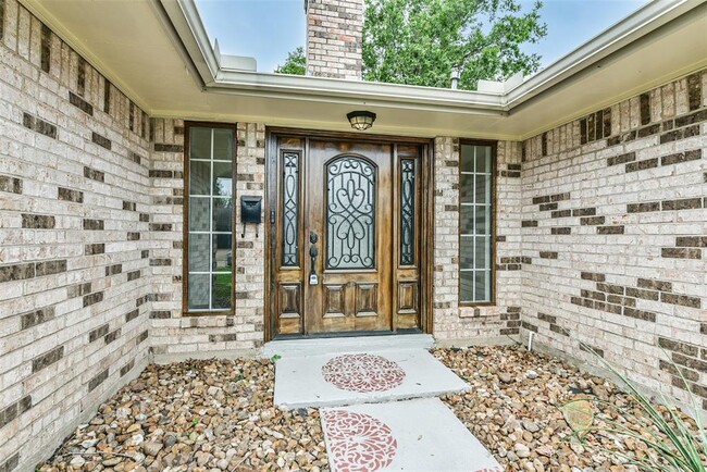 Building Photo - 4707 Northrup Dr