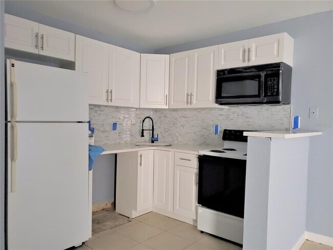 Building Photo - 4772 Walden Cir