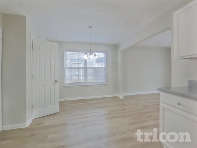 Building Photo - 988 Winding Down Way