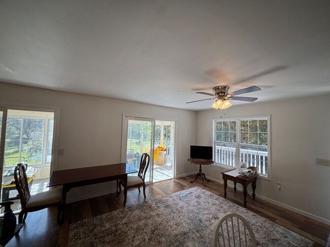 Building Photo - 2647 Blind Rd