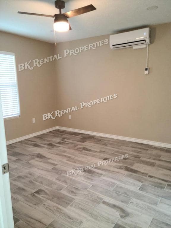 Building Photo - 1108 N 3rd St