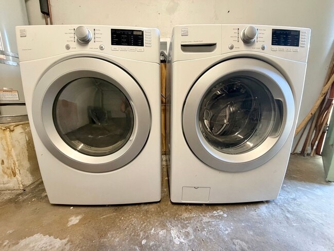 Building Photo - One Of A Kind 2 Bed / 2 Bath Home In The North Park Area of San Diego!