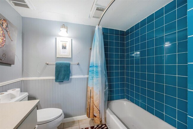 Building Photo - 103 Jean Lafitte Cove
