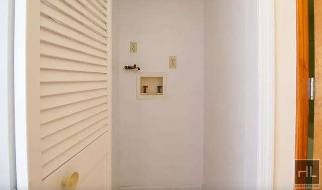 Building Photo - QUEENS BOULEVARD