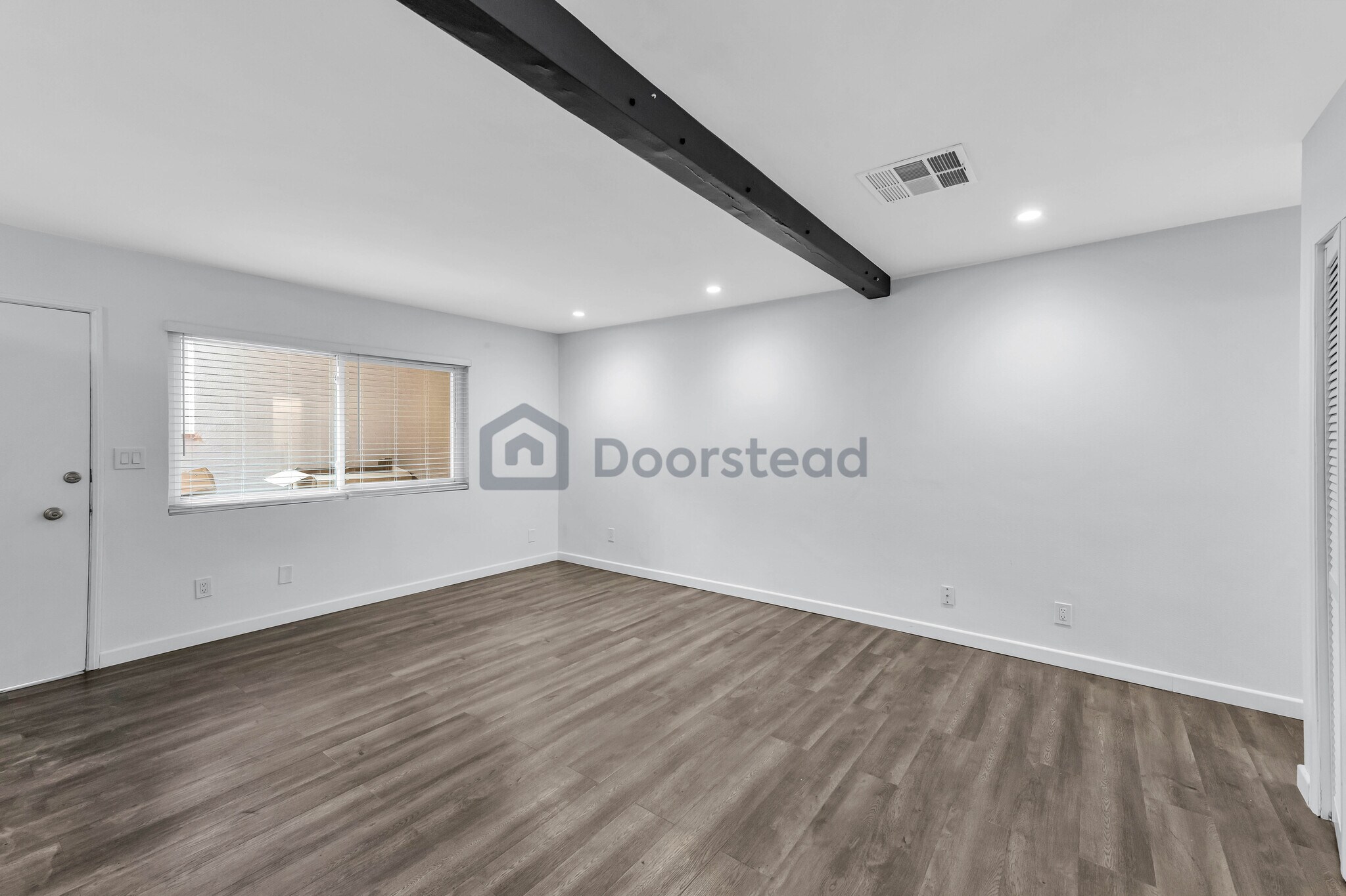 Building Photo - 1615 Greenfield Ave